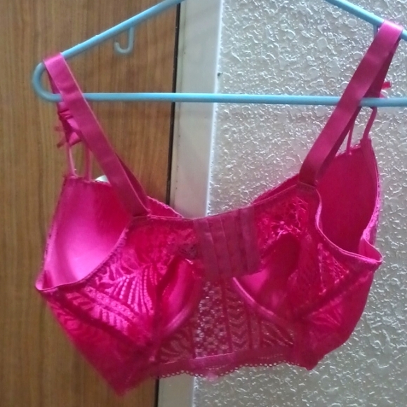 Too big - Picture 2 of 2